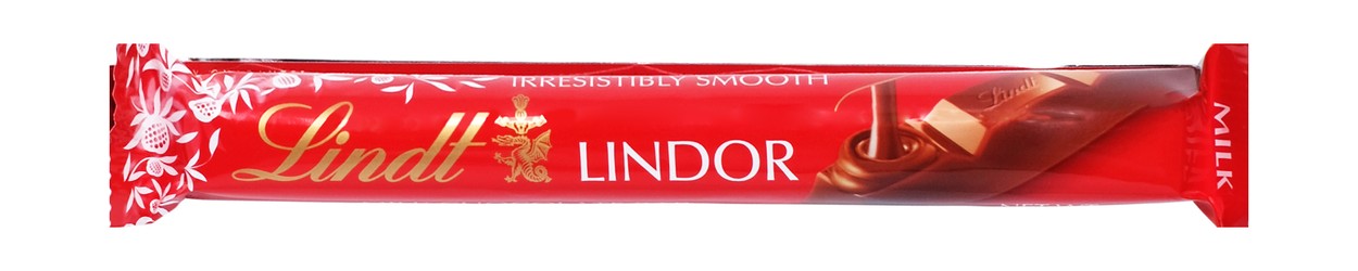 Плитка молочного шоколада Lindt Lindor 38 гр