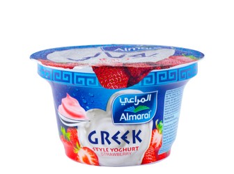 Almarai Greek Style Full Fat Strawberry Yogurt 150 gr