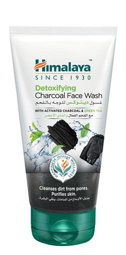 Himalaya Detoxifying Face Wash with Activated Charcoal & Green Tea Extract 150 ml